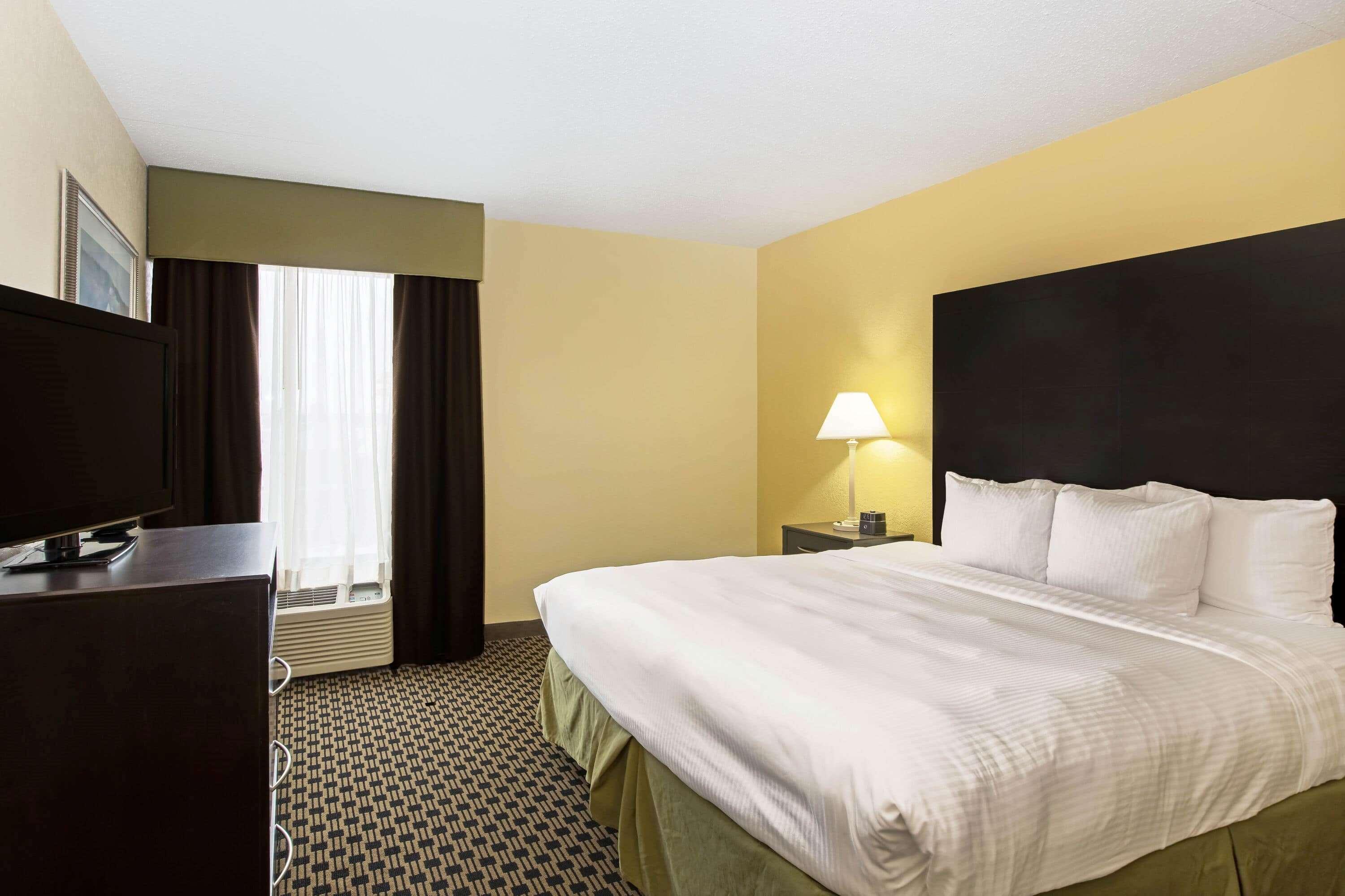 La Quinta By Wyndham Salina Hotel Luaran gambar