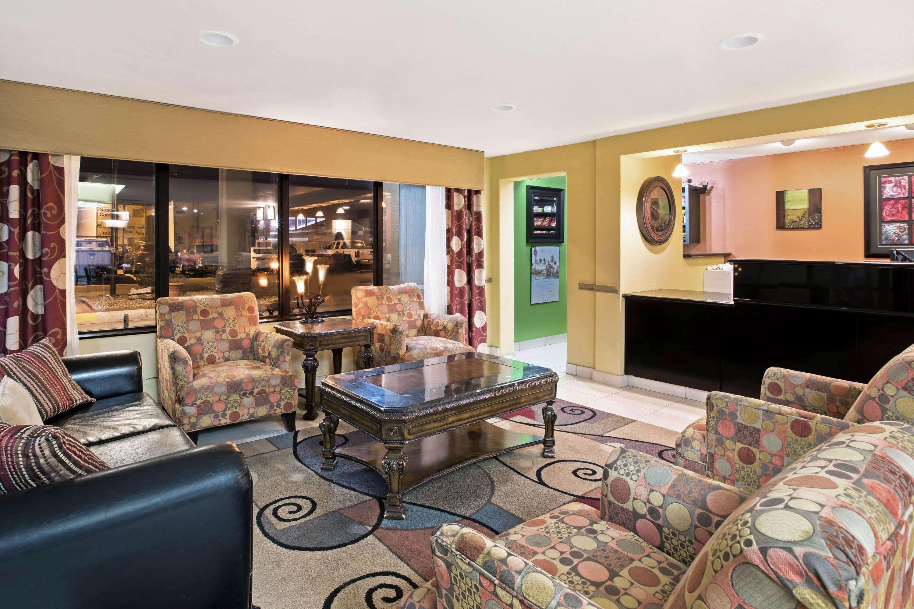 La Quinta By Wyndham Salina Hotel Luaran gambar