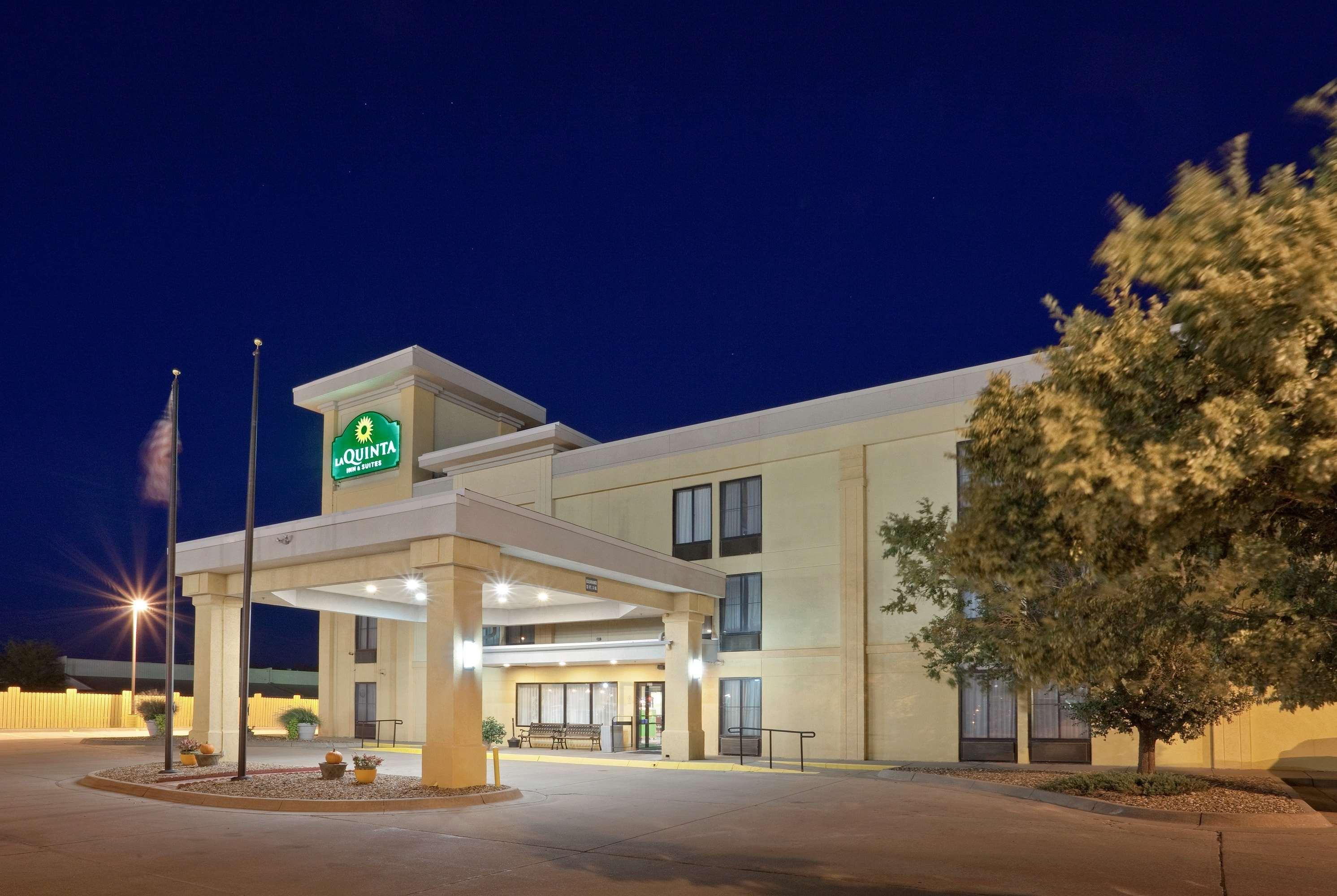 La Quinta By Wyndham Salina Hotel Luaran gambar