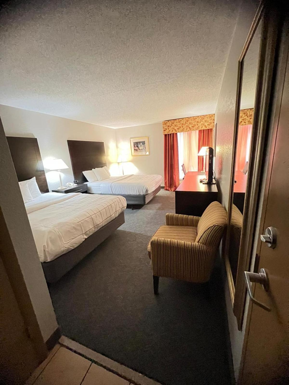 La Quinta By Wyndham Salina Hotel Luaran gambar
